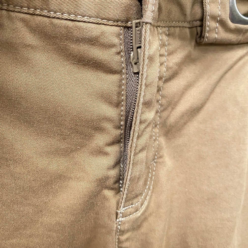 Athleta Cargo Capri Pants Khaki Tan Women Size 12 Utility Outdoor Casual Travel - Picture 6 of 11